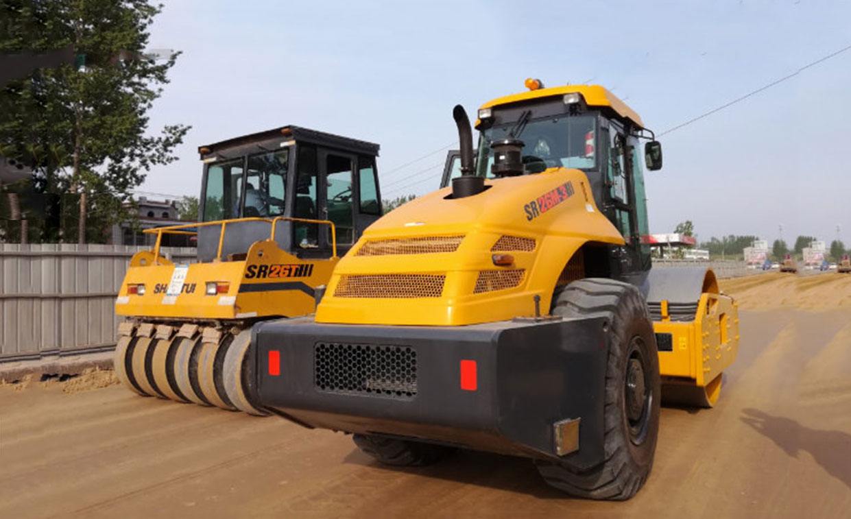 Shantui road machinery for safeguard in construction resumption of Tianjin-Shijiazhuang Expressway 